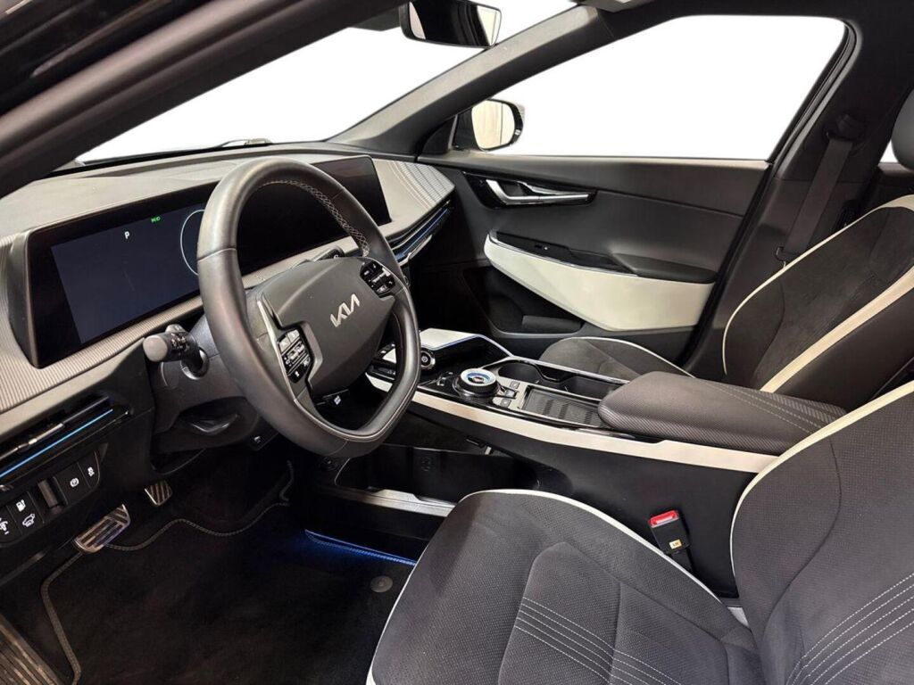 Kia EV6 2025 Musta