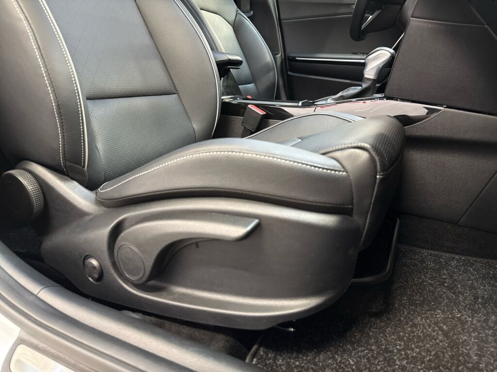 Kia Ceed 2025 Valkoinen