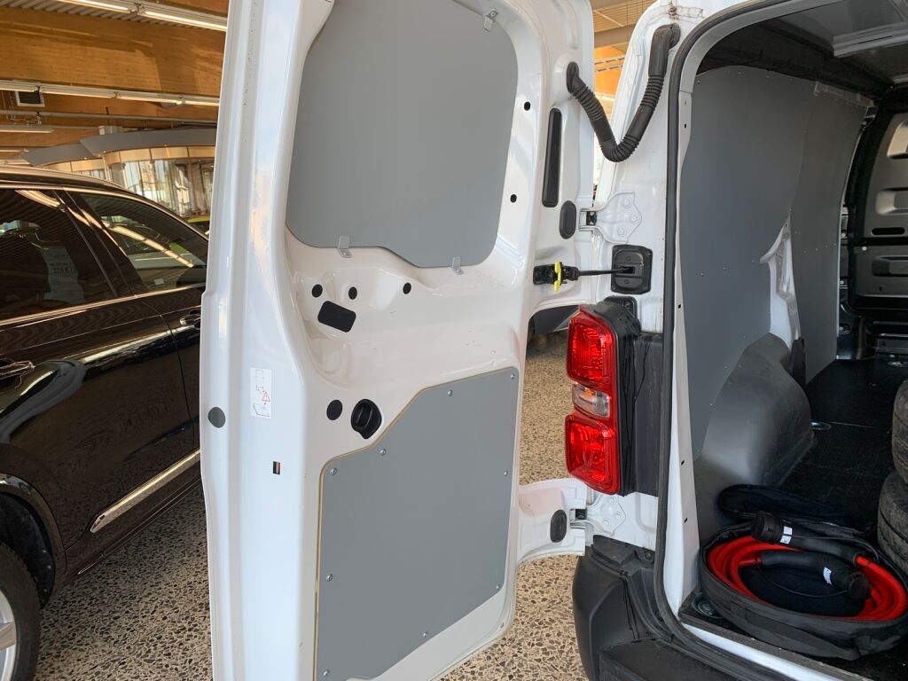 Peugeot e-Expert 2025 Valkoinen