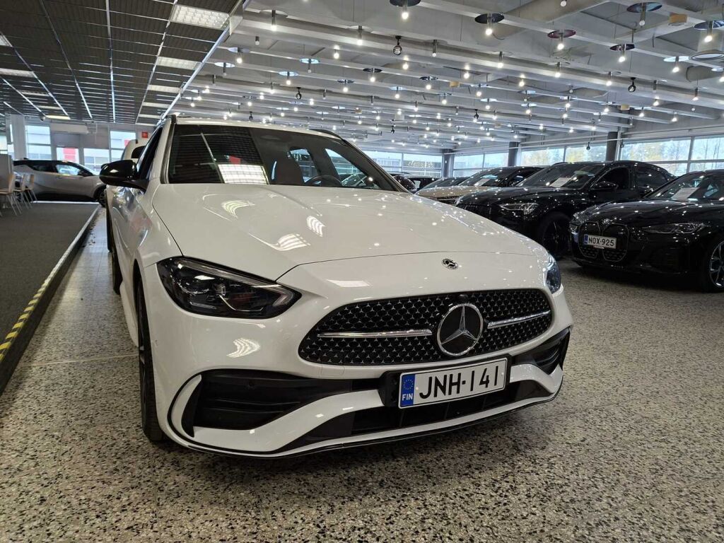 Mercedes-Benz C 2023 Valkoinen