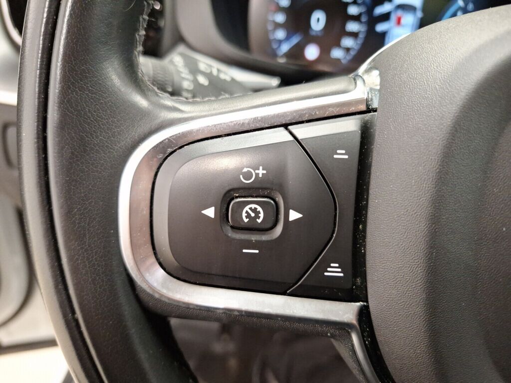 Volvo XC60 2020 Valkoinen