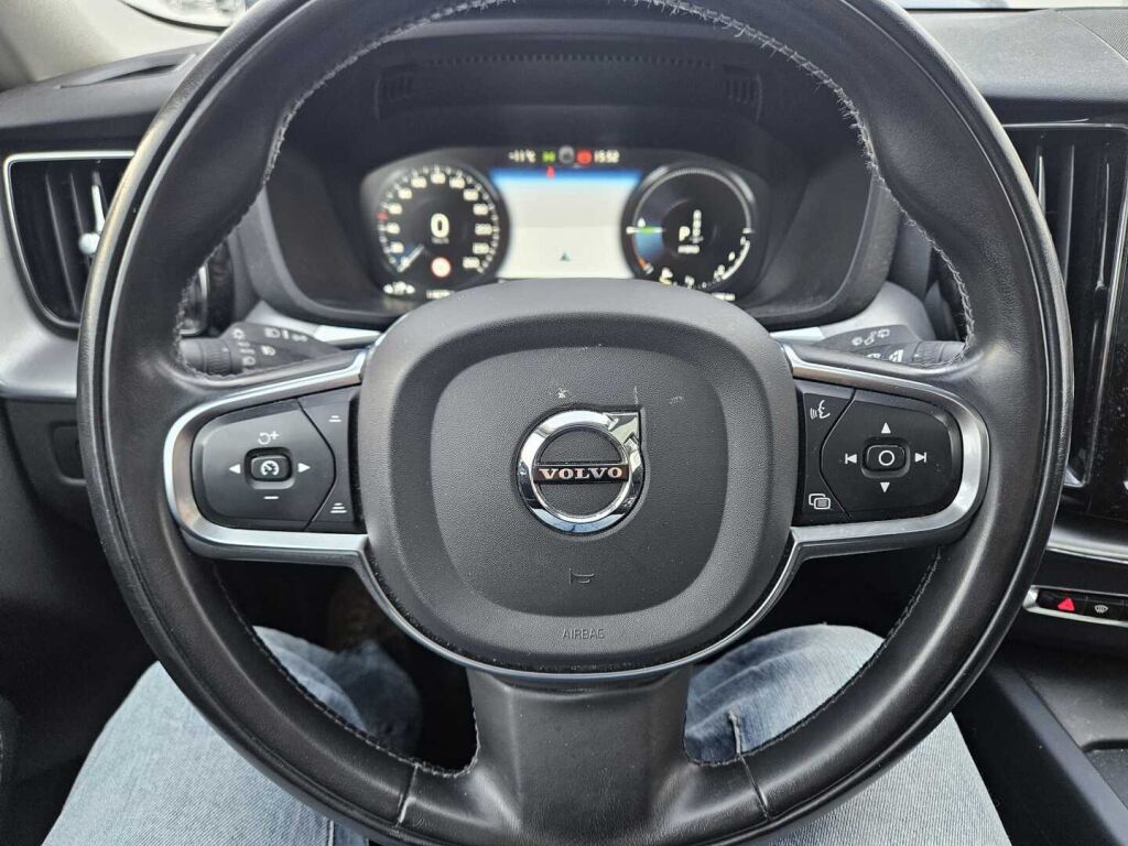 Volvo XC60 2020 Valkoinen