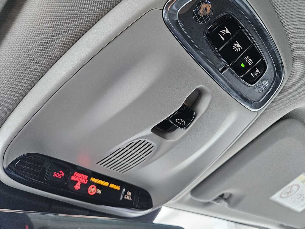 Volvo XC60 2020 Valkoinen