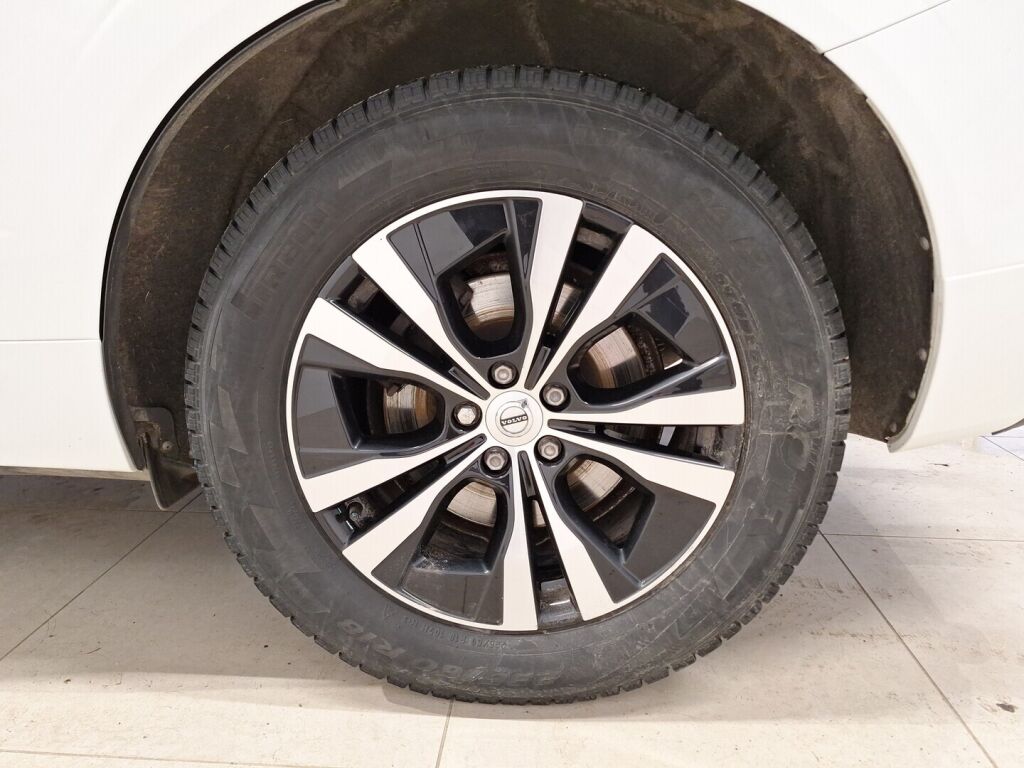 Volvo XC60 2020 Valkoinen