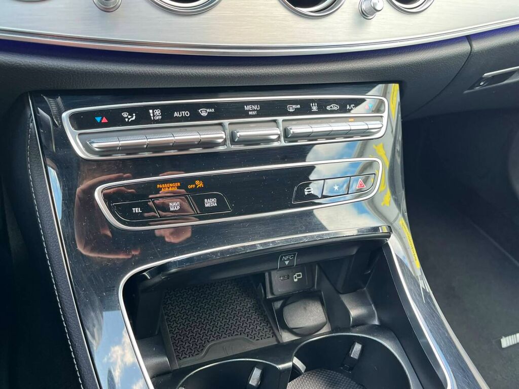 Mercedes-Benz E 2020 Harmaa