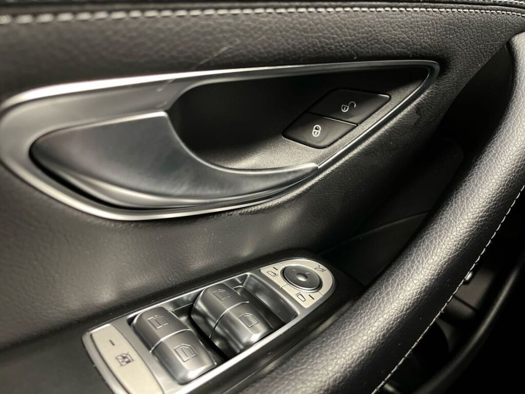 Mercedes-Benz E 2020 Harmaa