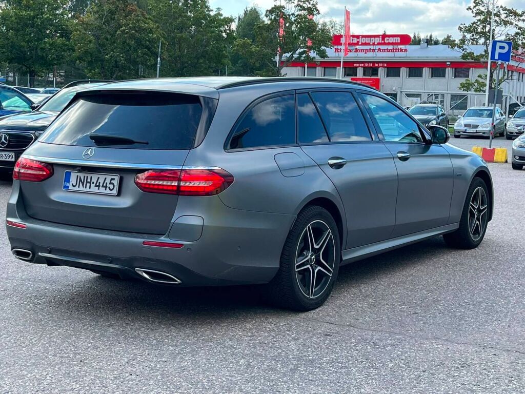 Mercedes-Benz E 2020 Harmaa