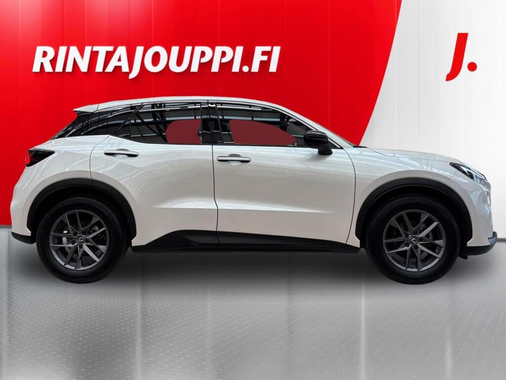 Lexus LBX 200h 2024, kuva 7/27