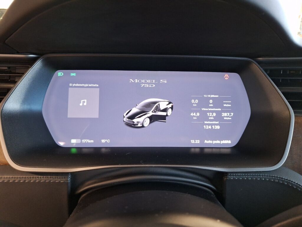 Tesla Model S 2018 Musta