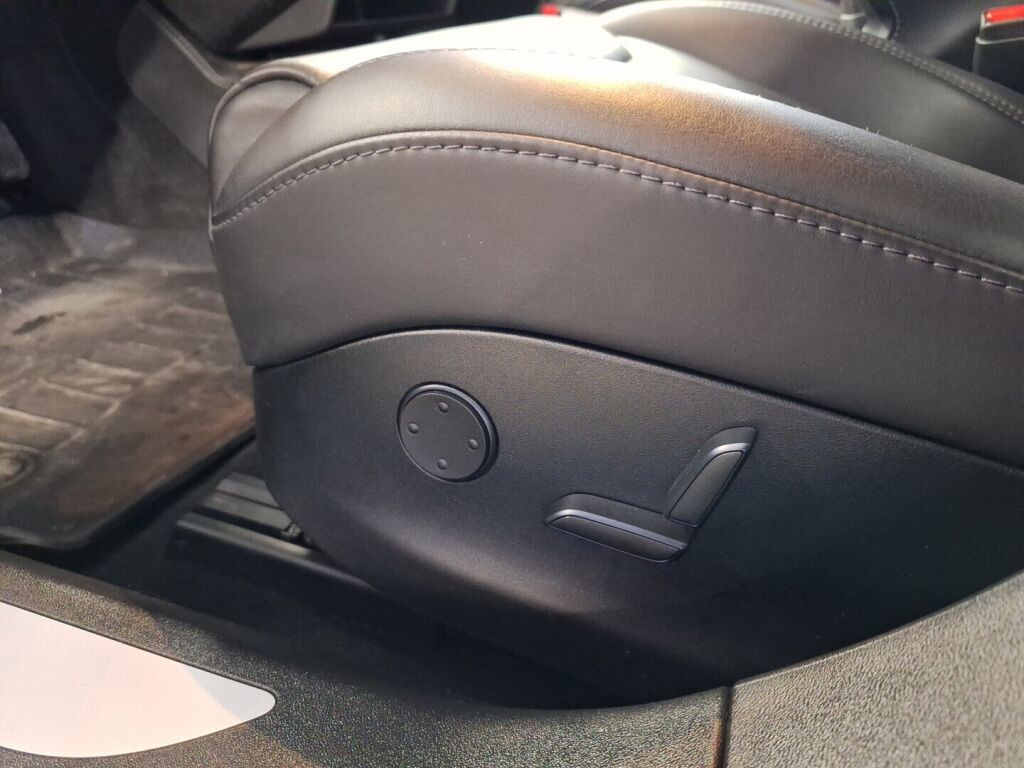 Tesla Model S 2018 Musta