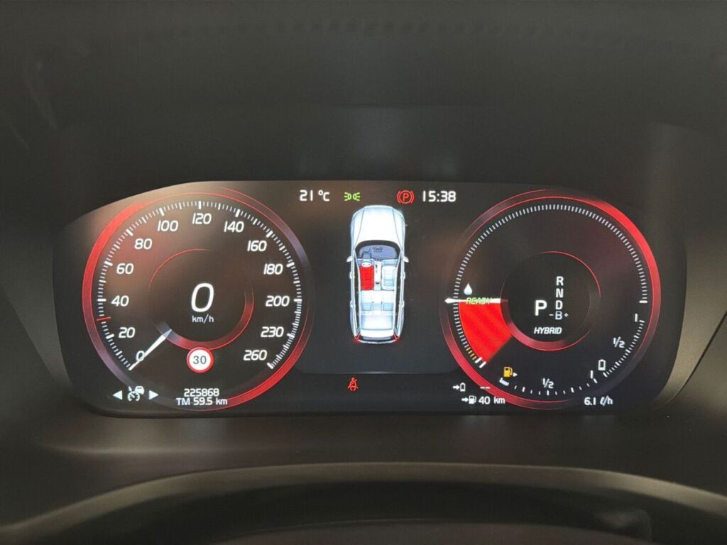 Volvo V60 2021 Valkoinen
