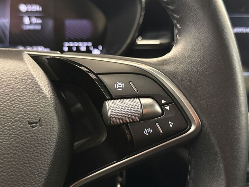 Skoda Fabia 2024 Valkoinen