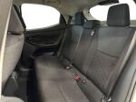 Toyota Yaris 2024 Valkoinen