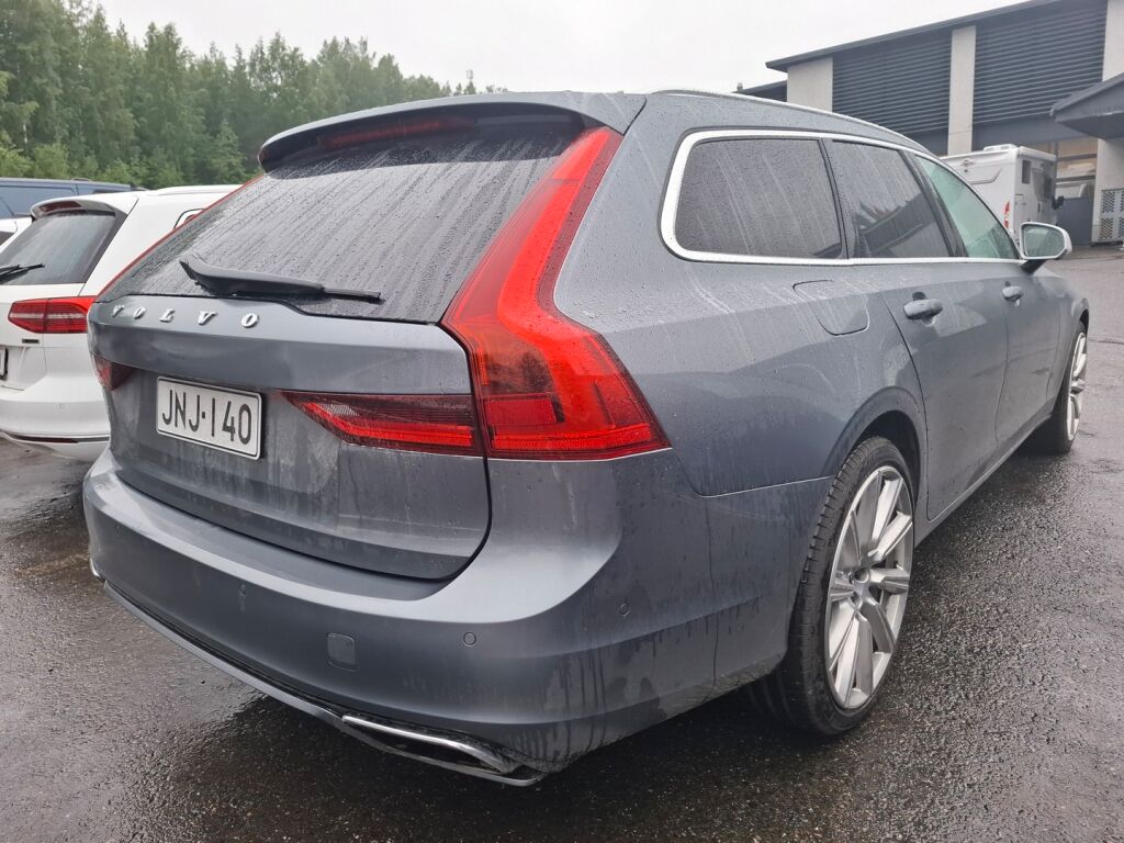 Volvo V90 2018 Harmaa