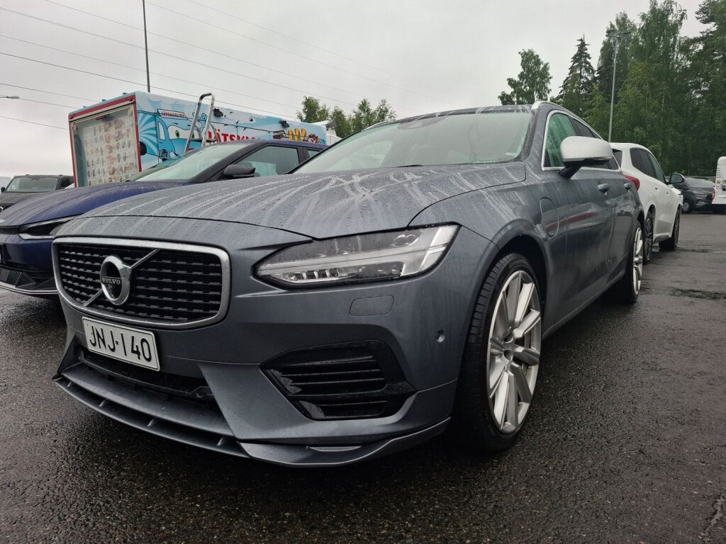Volvo V90 2018 Harmaa