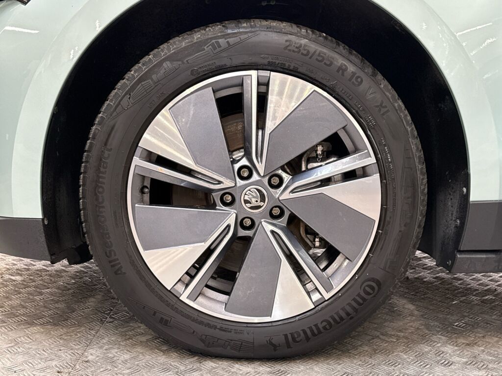 Skoda Enyaq 2022 Vihreä