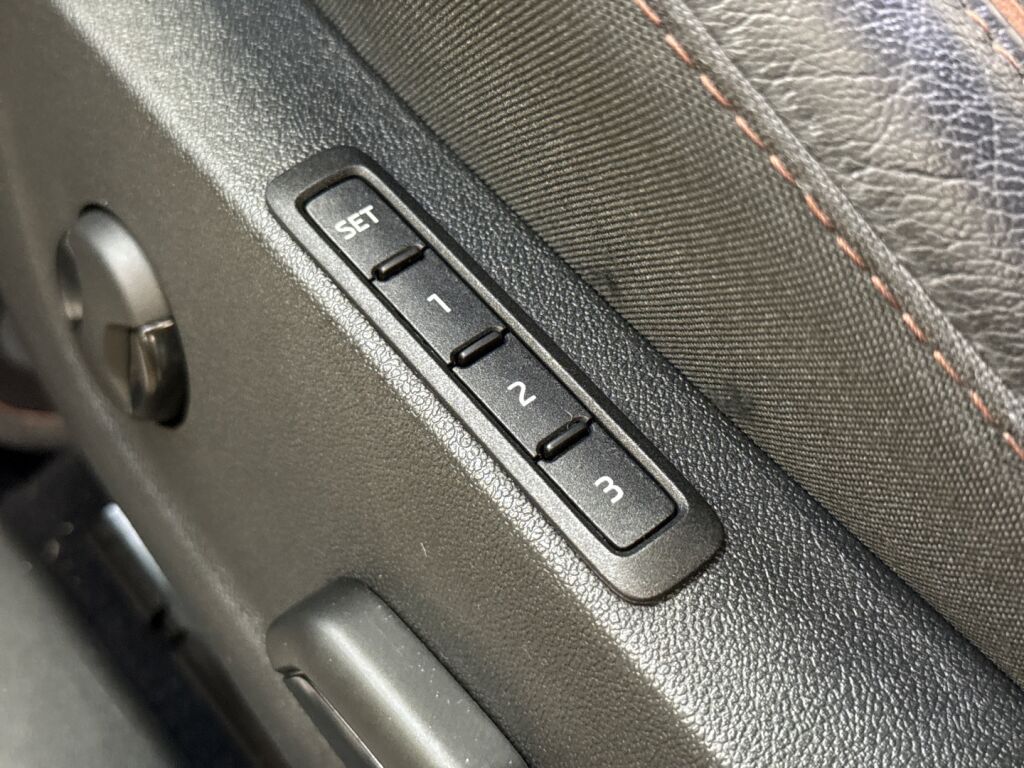 Skoda Enyaq 2022 Vihreä