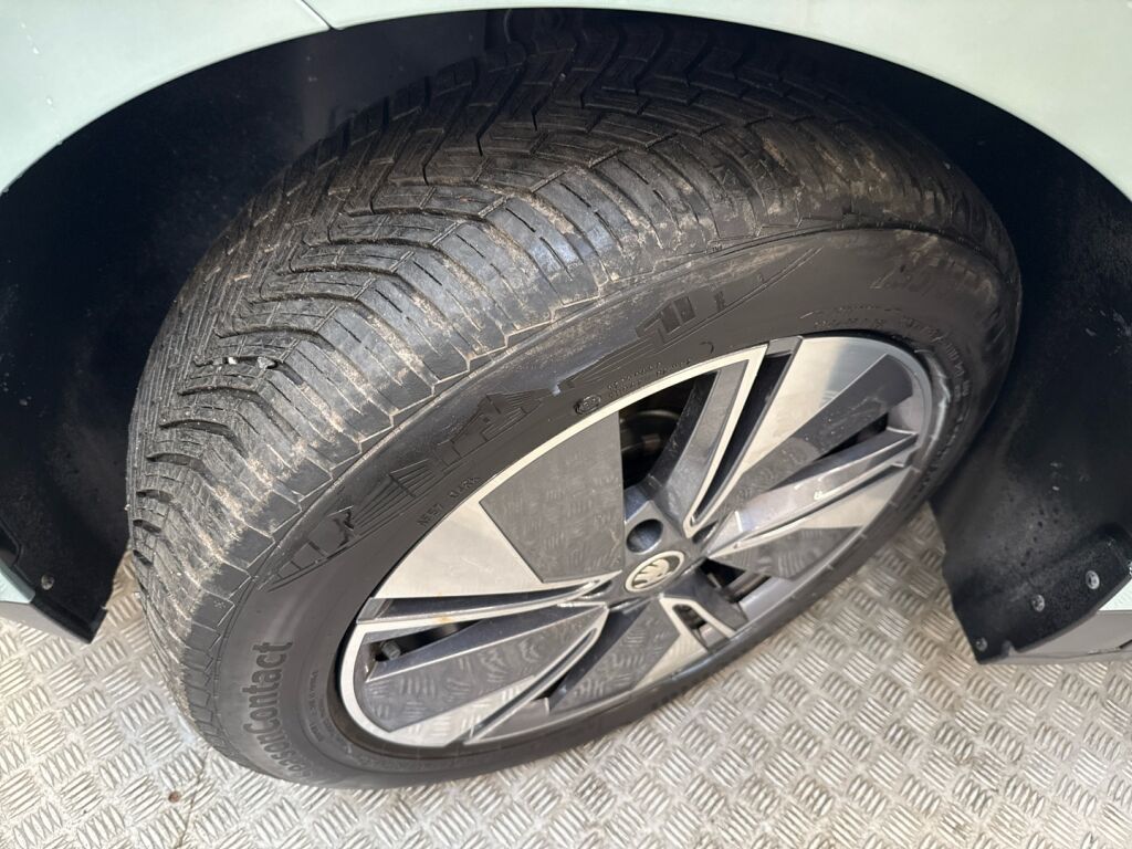 Skoda Enyaq 2022 Vihreä