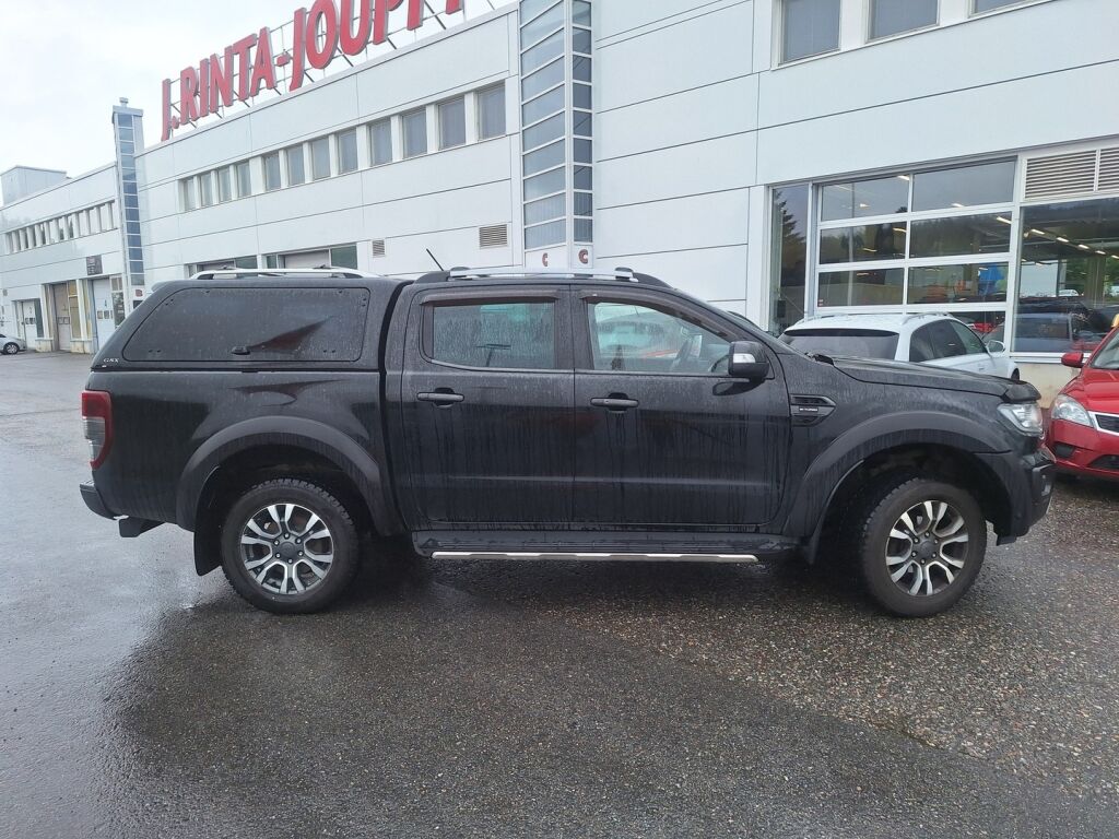 Ford Ranger 2020 Musta