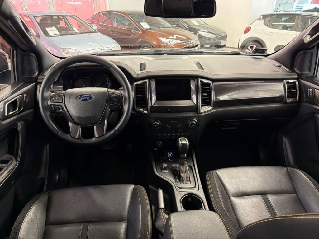 Ford Ranger 2020 Musta
