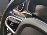 Volvo V60 2020 Musta