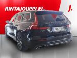 Volvo V60 2020 Musta