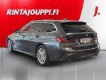 BMW 330 2022 Harmaa