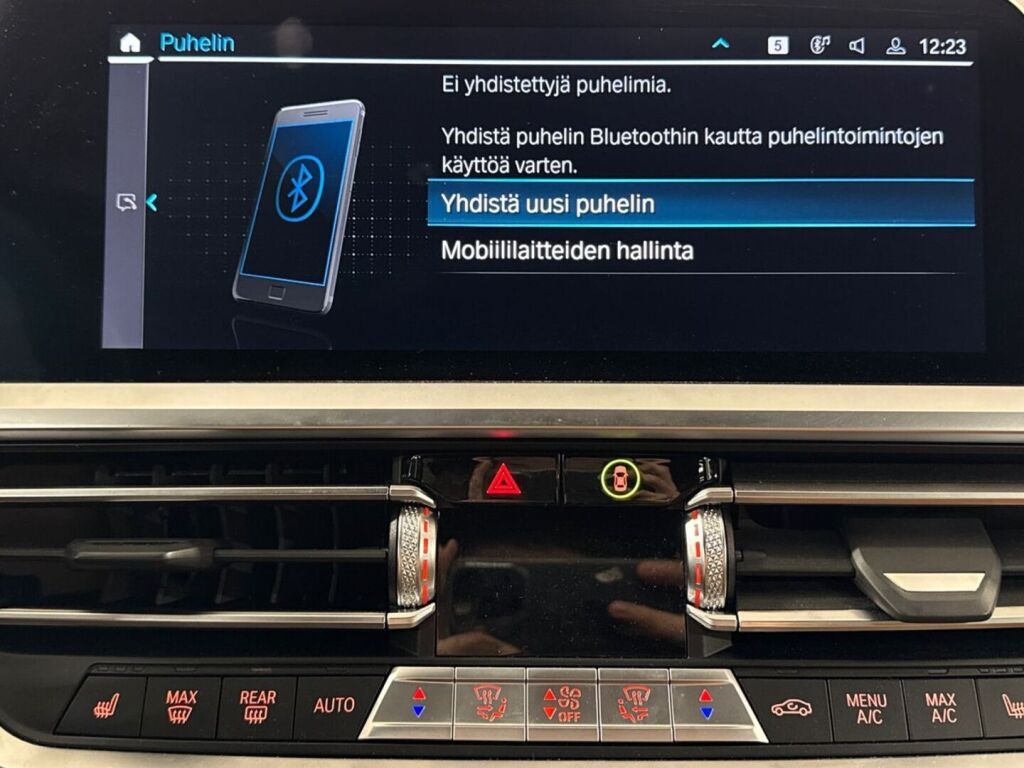 BMW 330 2022 Harmaa