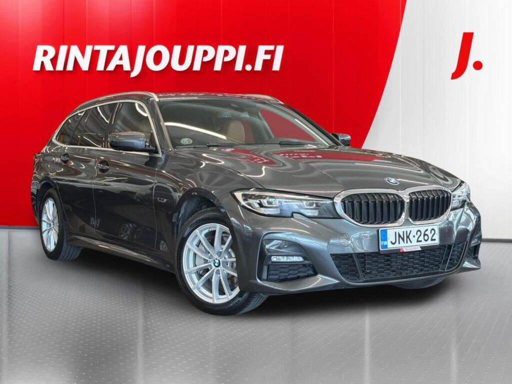 BMW 330 2022 Harmaa