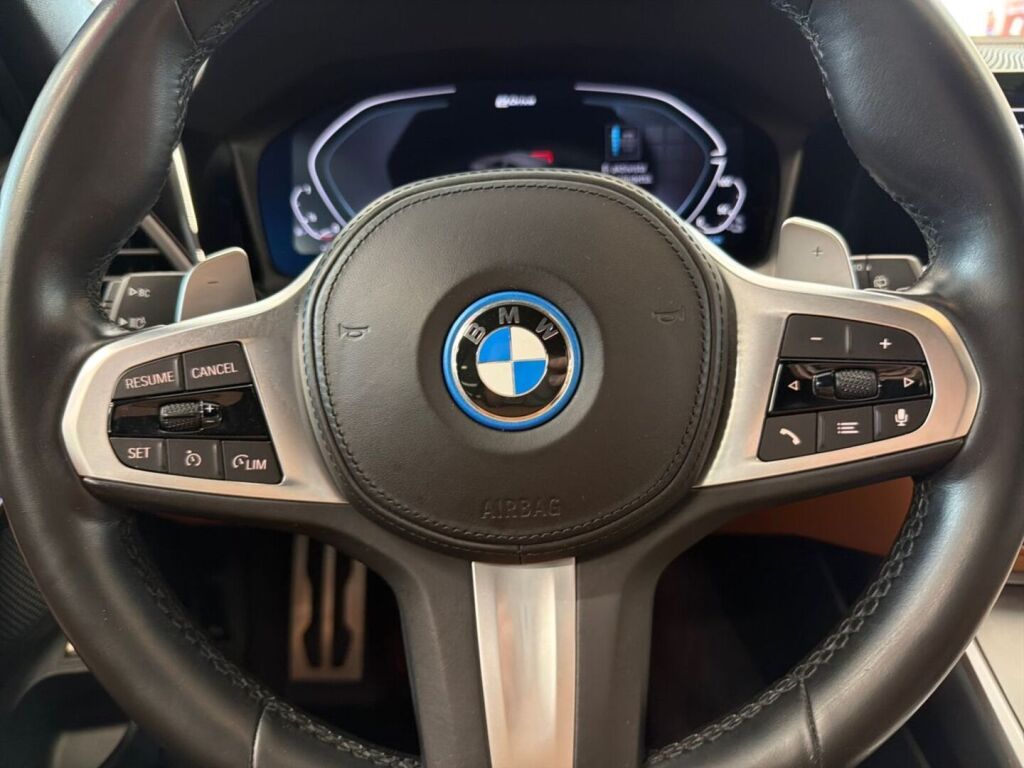 BMW 330 2022 Harmaa
