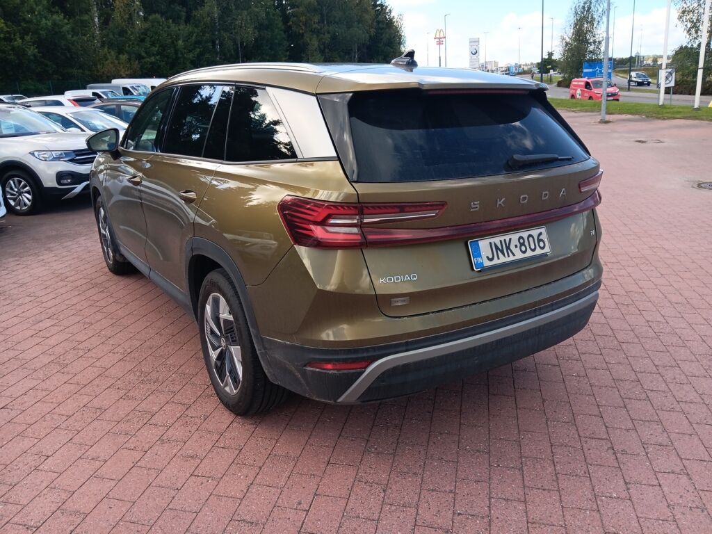 Skoda Kodiaq 2024 Keltainen
