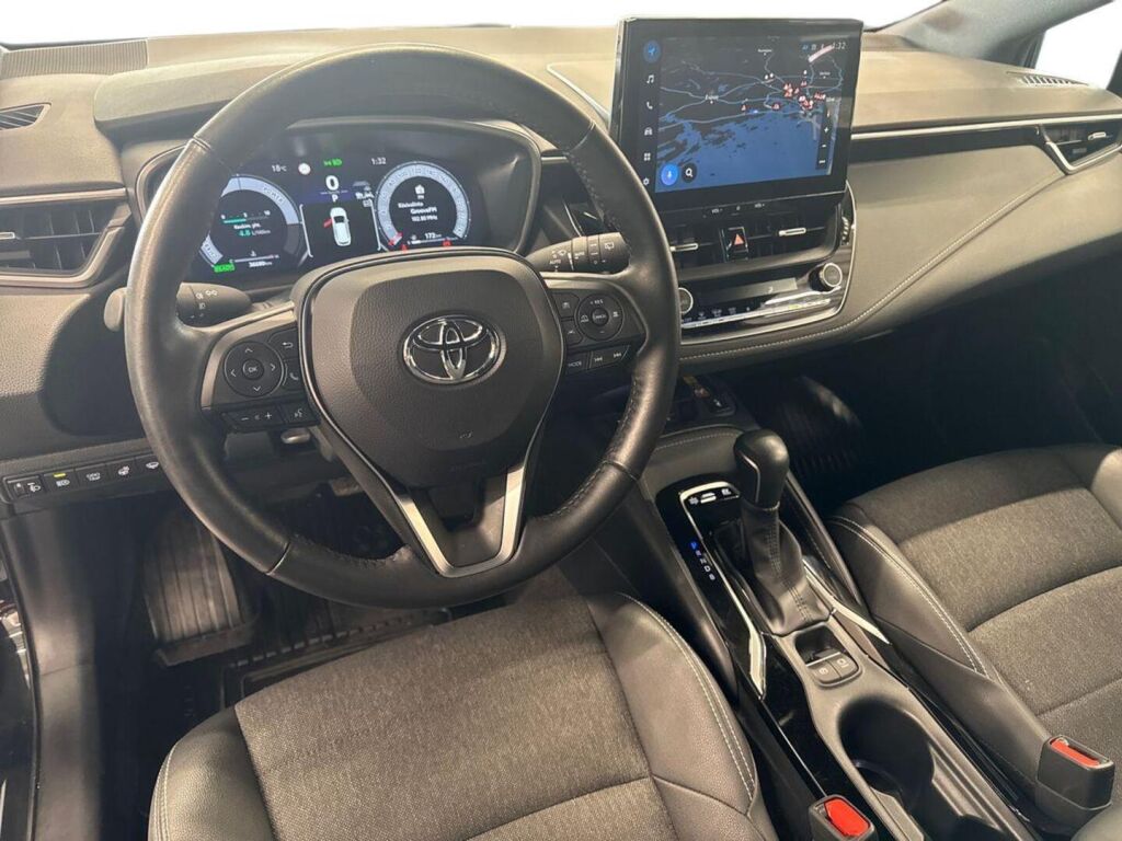 Toyota Corolla 2024 Musta