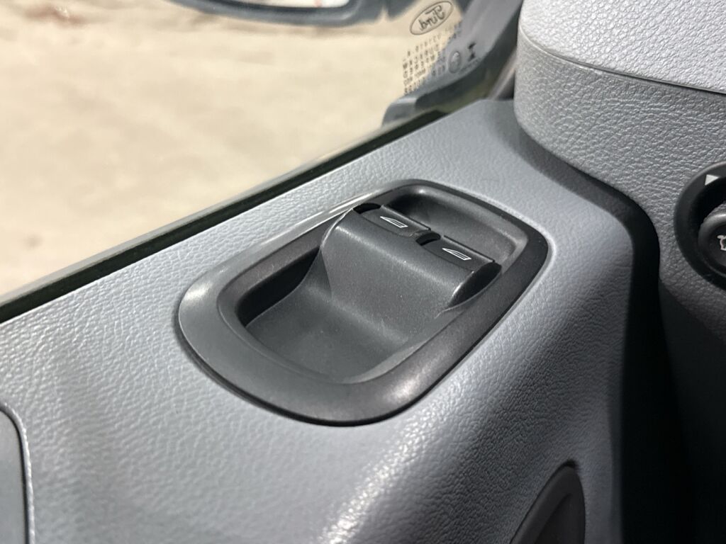 Ford Transit 2016 Valkoinen