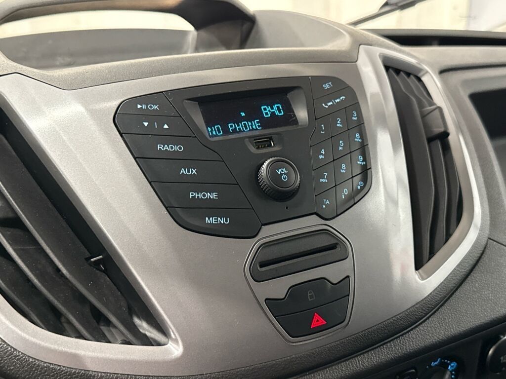 Ford Transit 2016 Valkoinen