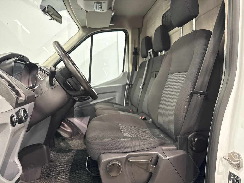 Ford Transit 2016 Valkoinen