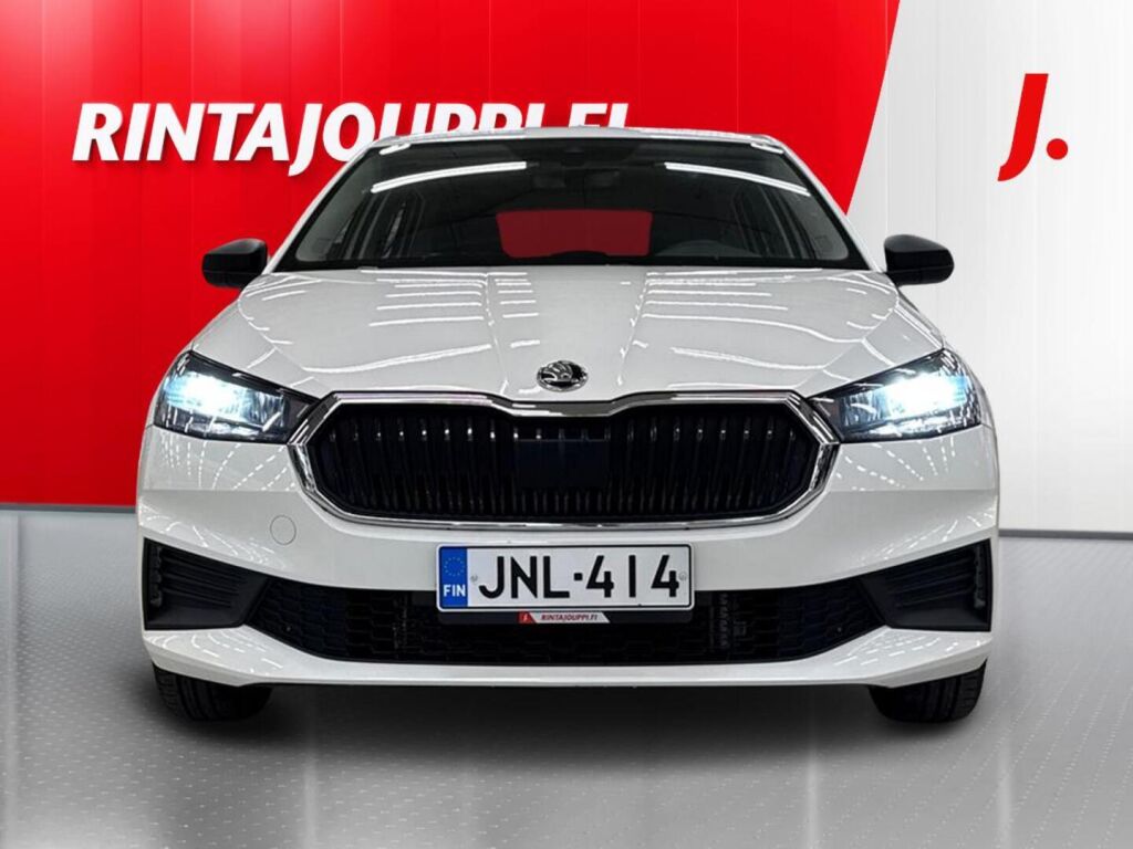Skoda Fabia 2024 Valkoinen