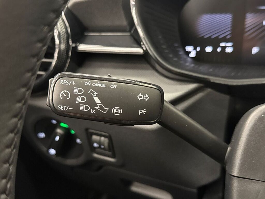 Skoda Fabia 2024 Valkoinen