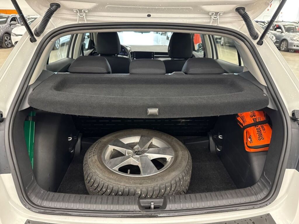 Skoda Fabia 2024 Valkoinen