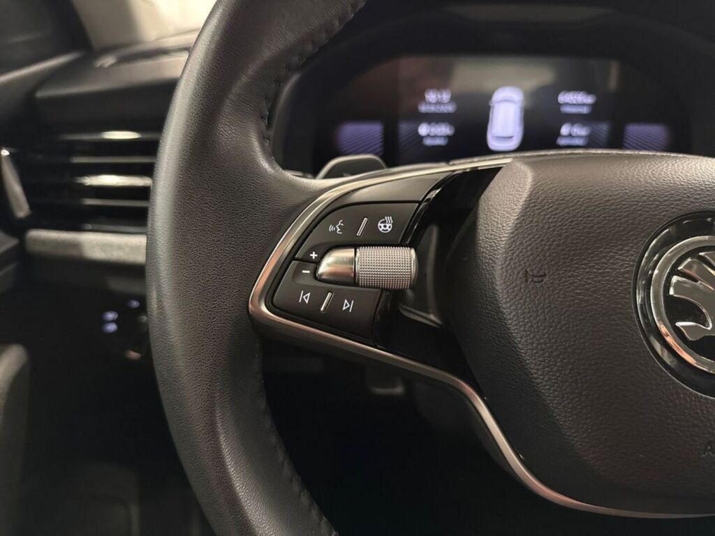 Skoda Kamiq 2024 Valkoinen