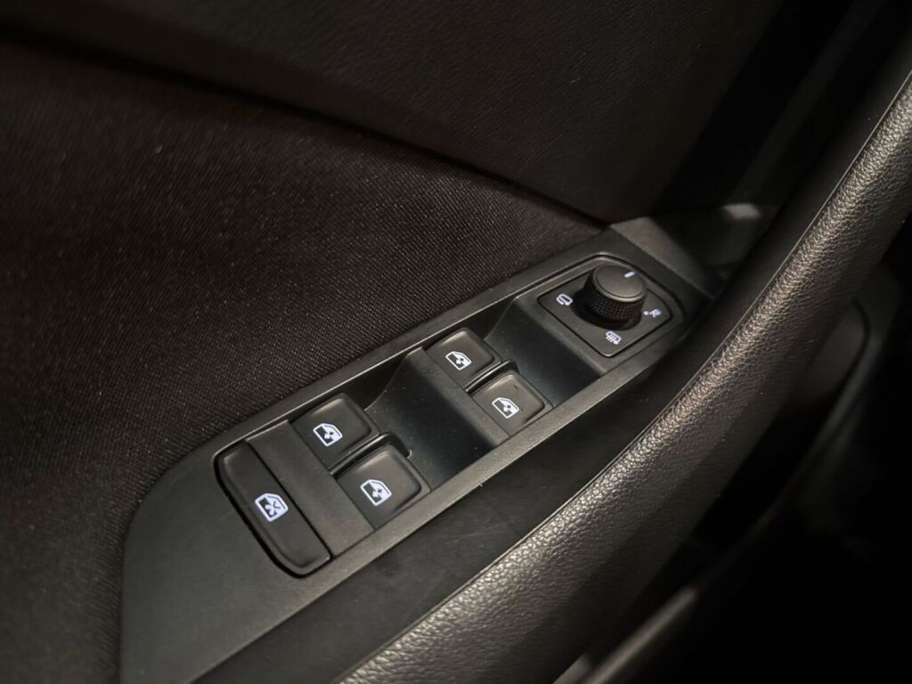 Skoda Kamiq 2024 Valkoinen