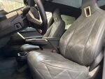BMW iX 2022 Musta