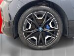 BMW iX 2022 Musta