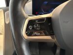 BMW iX 2022 Musta