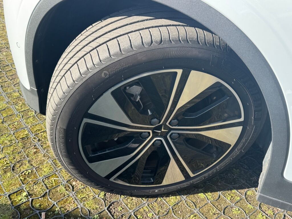 Polestar 2 2024 Harmaa