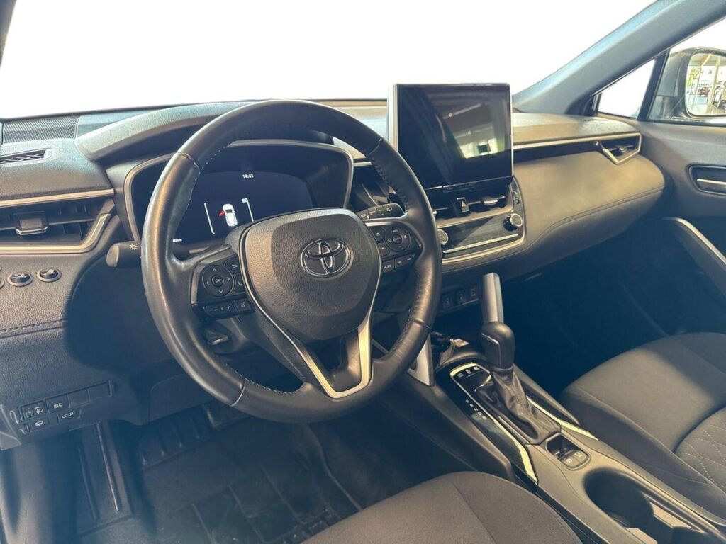 Toyota Corolla Cross 2024 Musta