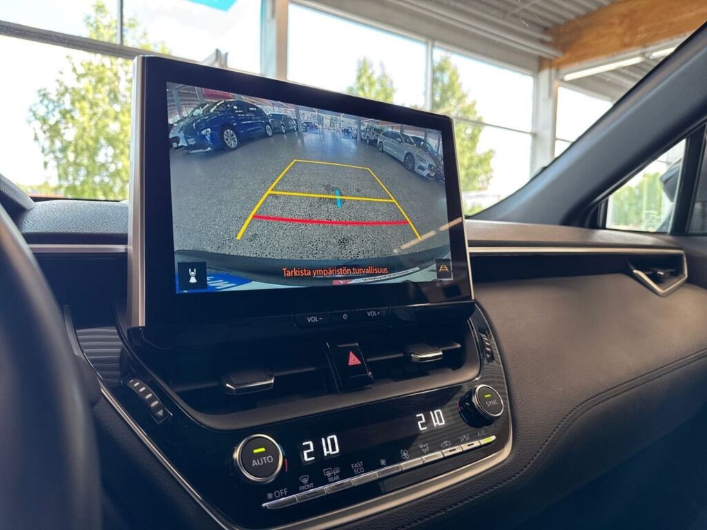 Toyota Corolla Cross 2024 Musta