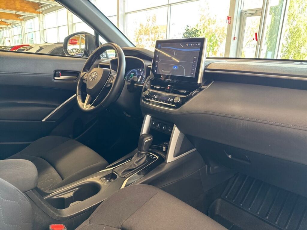 Toyota Corolla Cross 2024 Musta