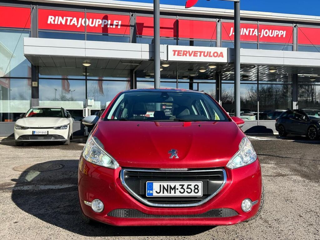 Peugeot 208 2014 Met. Punainen