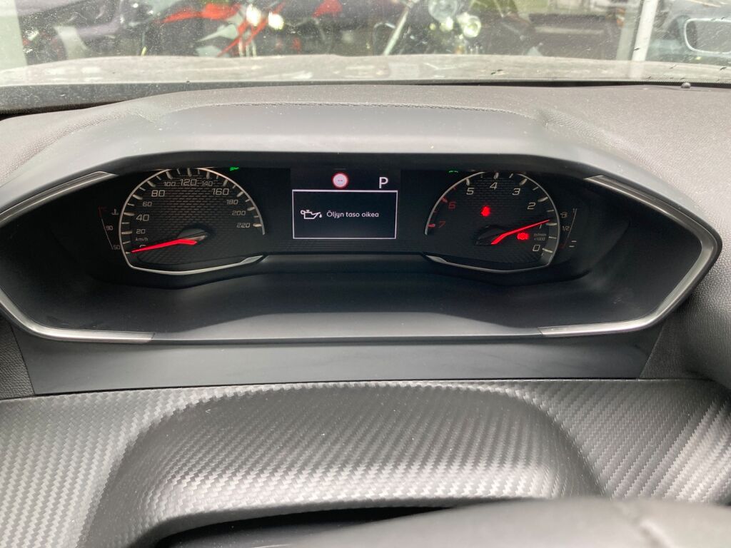 Peugeot 2008 2024 Metallinhohto Harmaa