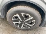 Peugeot 2008 2024 Metallinhohto Harmaa